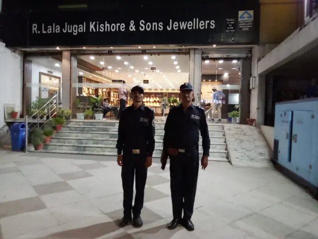 Jewellery Showroom Security — TOP2 Security personnel